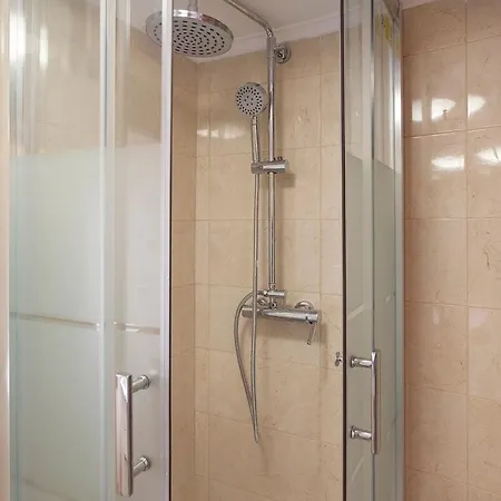 Apartment Principe Real 2 Bedrooms 2 Bathrooms, Air-con, Wi-fi, 2nd Floor *